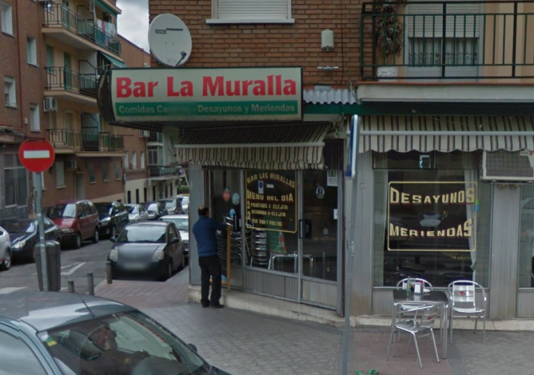 El bar «La Muralla» de Villaverde protagoniza el anuncio de lotería de navidad 2014