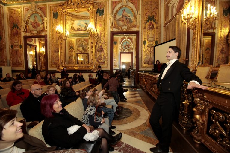 Navidad en Palacio: visitas teatralizadas y gratuitas a los Palacios de Santoña y de Fernán Núñez