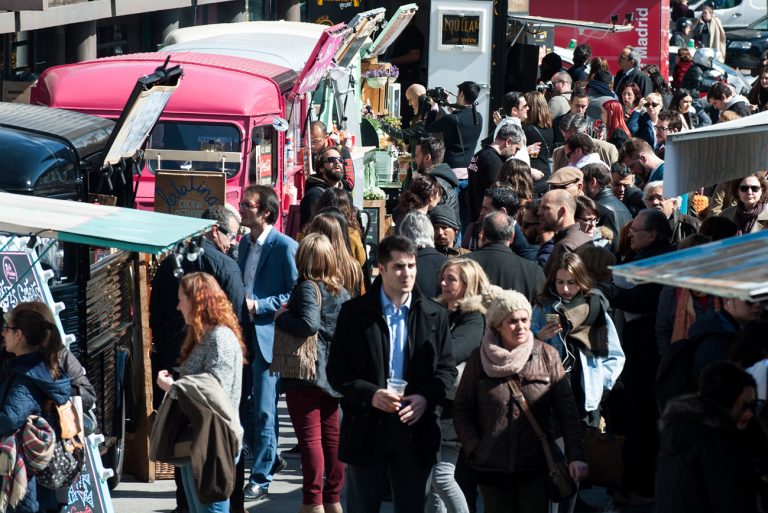 Las ‘food trucks’ aparcan durante una semana en plena Castellana