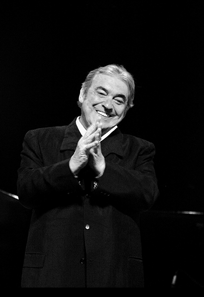 Alberto Cortez canta a su vida en el Teatro Nuevo Apolo