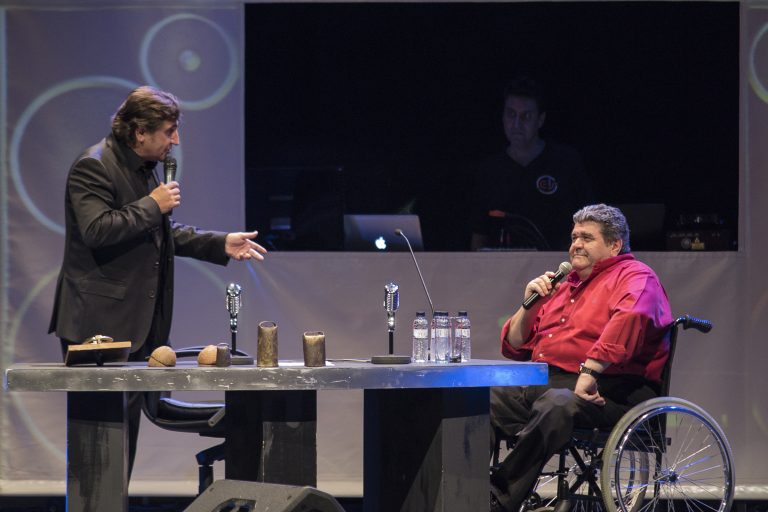 El Teatro Arlequín rinde homenaje a la radio