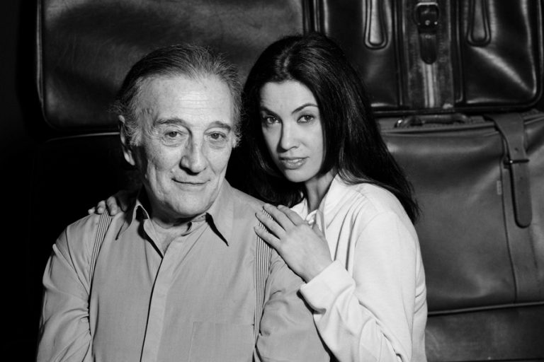 Mario Benedetti ocupa el Teatro Lara con ‘Una mujer desnuda y el lo oscuro’