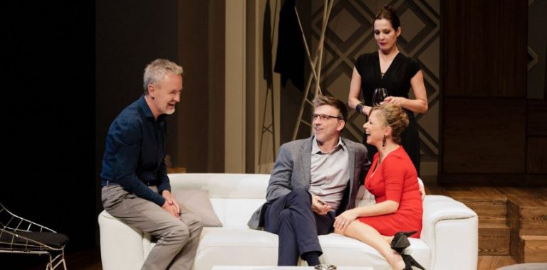 Carlos Hipólito y Natalia Millán construyen ‘La mentira’ en el Teatro Maravillas