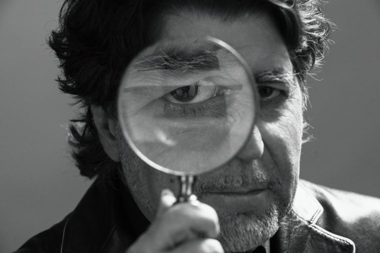 Joaquín Sabina estrena su nuevo disco en el Metro de Madrid