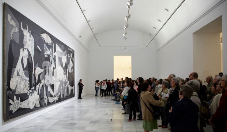 El Museo Reina Sofía investiga el camino a ‘Guernica’ de Picasso