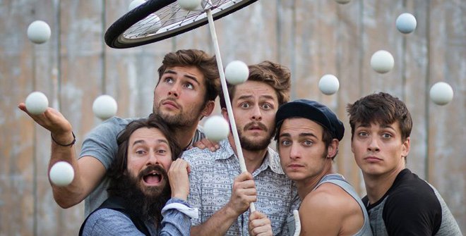 Fantasía y acrobacias en el debut de ‘Machine de Cirque’