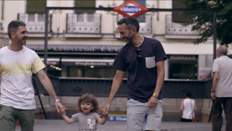 París cede a Madrid el título de ‘ciudad del amor’ durante el World Pride