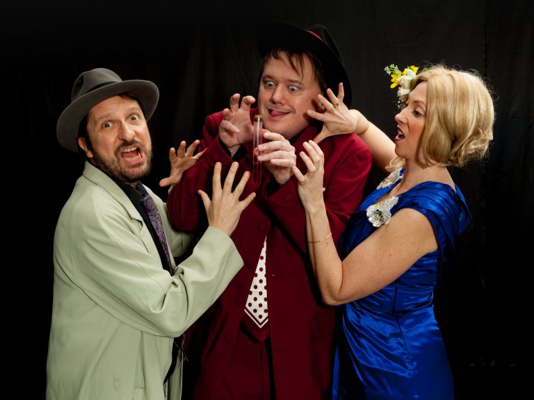 ‘Dr Jekyll y Mr. Hyde’ enseñan inglés