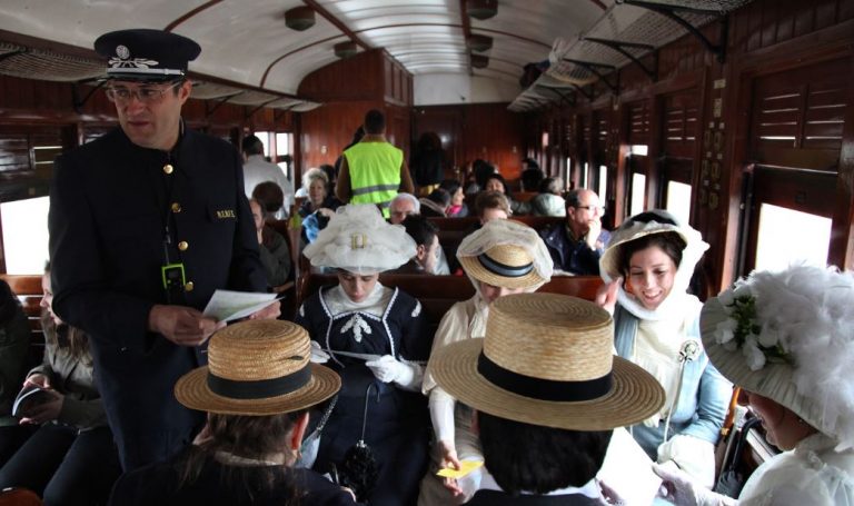 El Tren de la Fresa vuelve a circular entre Madrid y Aranjuez