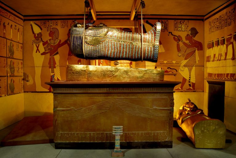 Tutankhamon: La tumba y sus tesoros